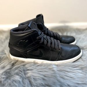 Size 10.5 - Nike Air Jordan 1 Mid ‘Nouveau Black Ice’